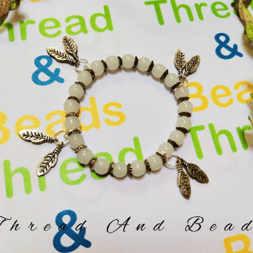 white Antique Bracelate