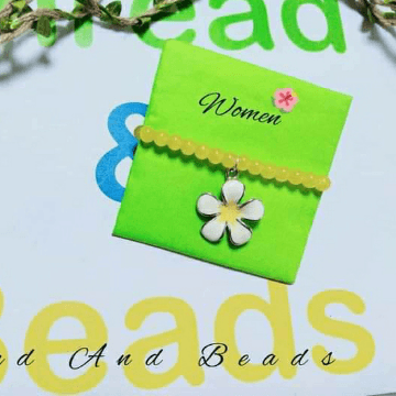Yellow stone flower hanging  bracelte